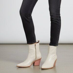 NWOT KAANAS Hague Cowboy Bootie